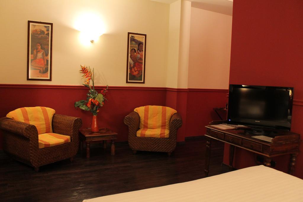 Hotel Don Carlo Broni 외부 사진